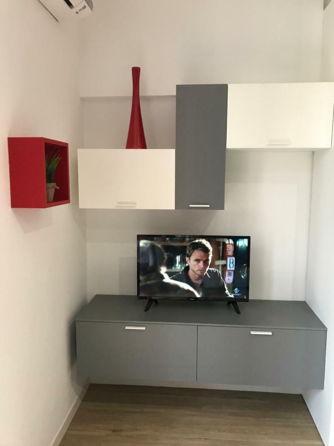 P&D Apartments Navigli - Porta Genova มิลาน ภายนอก รูปภาพ